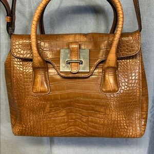 LE TANNEUR Elegant Brown faux Crocodile-Embossed Women's Bag